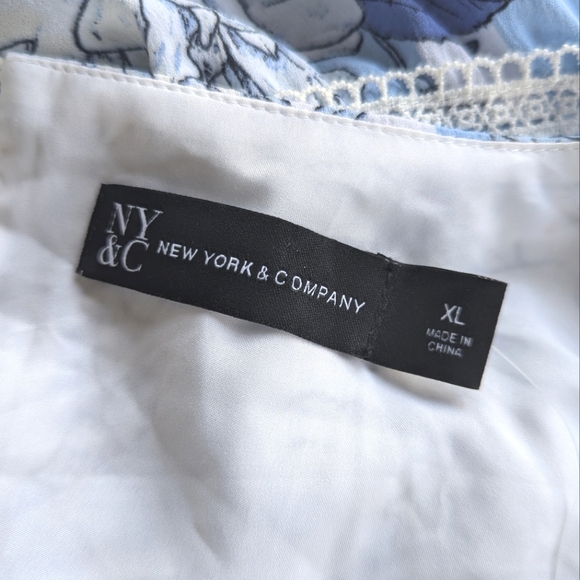 NWT New York & Company Blue & White Floral Print Babydoll Long Sleeve Dress - Picture 5 of 14